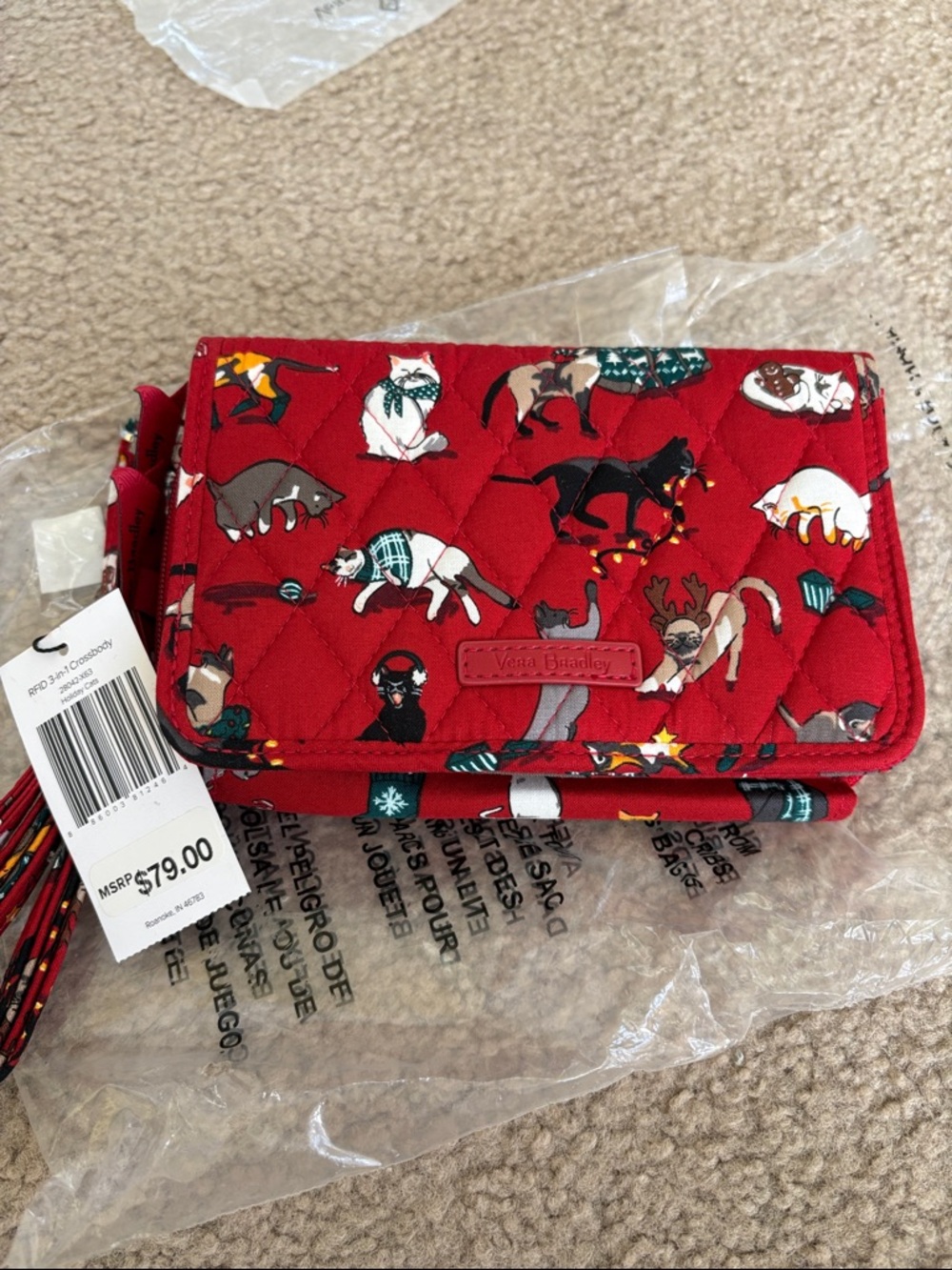 Vera Bradley Red Quilted 3 in 1 crossbody with Holiday Cat Print